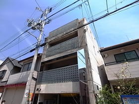 兵庫県芦屋市茶屋之町 4階建