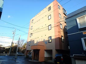 北海道札幌市豊平区平岸二条１ 5階建 築20年3ヶ月