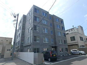 ステージ表町（北側Ａ棟） 5階建