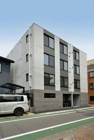 東京都板橋区清水町 4階建 築2年2ヶ月