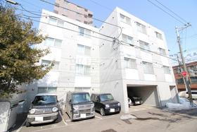 北海道札幌市白石区菊水五条３ 4階建 築8年5ヶ月