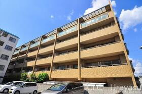 千葉県浦安市北栄４ 5階建 築23年9ヶ月