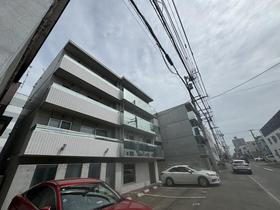 北海道札幌市中央区南十三条西７ 4階建