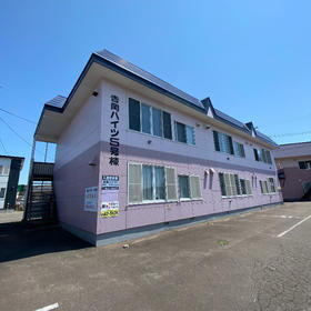 吉岡ハイツ５号棟 2階建