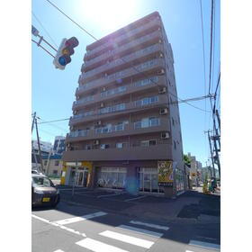 北海道札幌市中央区南九条西１０ 9階建 築18年7ヶ月