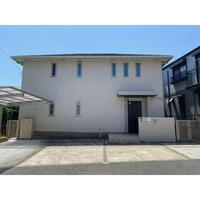 神奈川県秦野市鶴巻南5 2階建 築8年6ヶ月