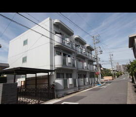 愛知県名古屋市緑区ほら貝１ 築36年5ヶ月 3階建