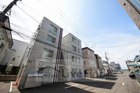 北海道札幌市白石区菊水七条１ 4階建 築11年11ヶ月