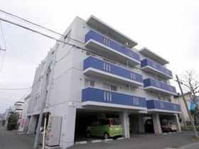 北海道札幌市東区北十六条東１０ 4階建 築22年8ヶ月
