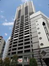 ファーストリアルタワー新宿 32階建