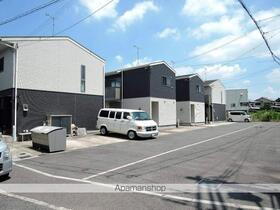 大阪府和泉市寺門町１ 2階建 築12年8ヶ月