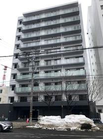 北海道札幌市中央区北五条西１５ 10階建 築2年4ヶ月