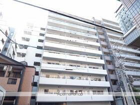 福岡県福岡市博多区築港本町 10階建