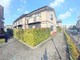 兵庫県川西市栄根２ 賃貸アパート