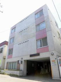 北海道札幌市北区麻生町５ 4階建 築17年10ヶ月