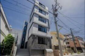 Ｎｉｓｈｉ－Ｎｉｐｐｏｒｉ　Ｔｅｒｒａｃｅ 5階建