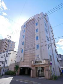 北海道札幌市中央区南十条西１３ 7階建 築33年9ヶ月
