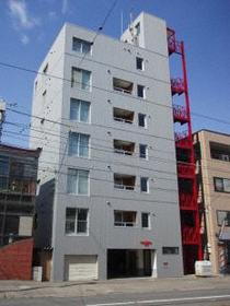 北海道札幌市中央区南五条西１５ 7階建 築28年1ヶ月