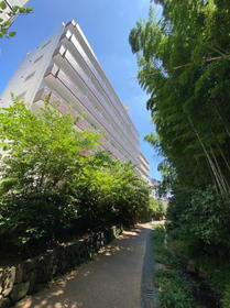 神奈川県横浜市神奈川区三ツ沢上町 地上6階地下1階建 築39年2ヶ月