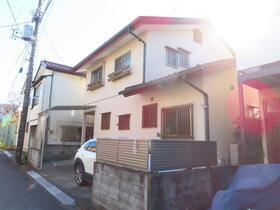 東京都三鷹市深大寺２ 2階建