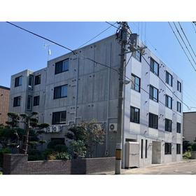 北海道札幌市北区麻生町１ 4階建 築1年10ヶ月