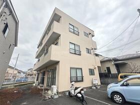 コーポ開成 3階建