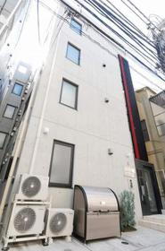 東京都新宿区新宿５ 5階建 築8年4ヶ月