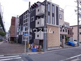 愛知県名古屋市西区笠取町３ 3階建 築8年10ヶ月