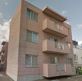 北海道札幌市東区北二十四条東５ 3階建 築23年3ヶ月