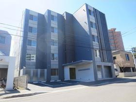 北海道札幌市中央区宮の森一条７ 5階建 築8年2ヶ月