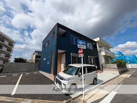 愛知県名古屋市千種区萱場２ テラスハウス