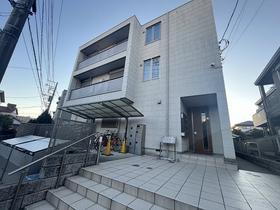 神奈川県藤沢市弥勒寺１ 3階建 築11年9ヶ月