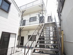 兵庫県神戸市垂水区霞ヶ丘５ 2階建 築57年4ヶ月