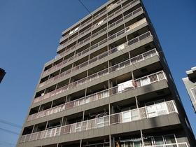 北海道札幌市中央区南六条西１７ 10階建 築38年9ヶ月