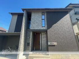 滋賀県彦根市栄町１ 2階建 築7年9ヶ月