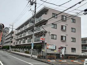 神奈川県横浜市港北区綱島西５ 4階建 築32年4ヶ月