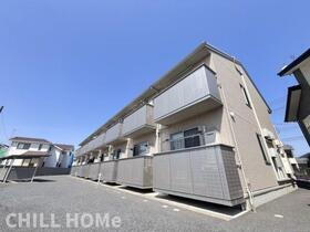 群馬県伊勢崎市茂呂町１ 2階建 築8年7ヶ月