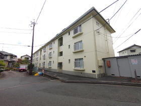 静岡県浜松市中央区富塚町 3階建 築40年11ヶ月
