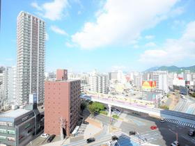 福岡県北九州市小倉北区馬借２ 33階建 築16年6ヶ月