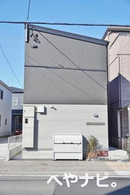 愛知県名古屋市中村区岩塚町３ 2階建 築2年10ヶ月