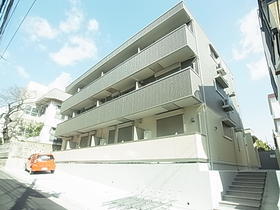 兵庫県神戸市中央区熊内町４ 3階建 築7年6ヶ月