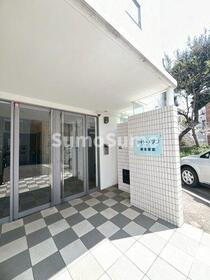 ダイドーメゾン岡本駅前