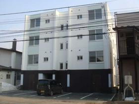 北海道札幌市北区北三十条西５ 4階建 築13年4ヶ月