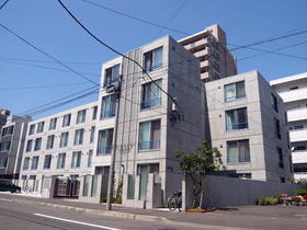 北海道札幌市豊平区平岸二条８ 4階建 築16年8ヶ月