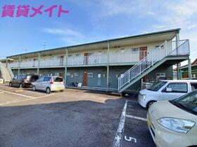 三重県鈴鹿市野辺２ 賃貸アパート