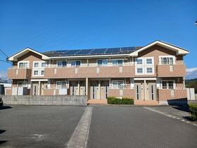 徳島県小松島市日開野町字三反地 賃貸アパート