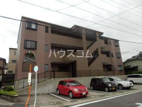 愛知県名古屋市天白区中平３ 3階建