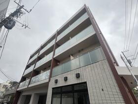 東京都世田谷区千歳台４ 4階建 