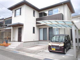 鴨部山崎邸貸家 2階建