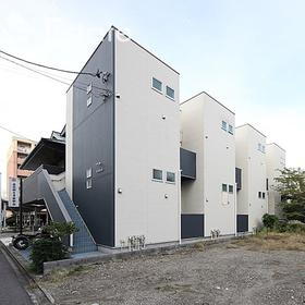 愛知県名古屋市北区大曽根４ 2階建 築13年9ヶ月